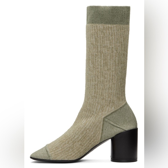MM6 Maison Margiela Gray Knit Tabi Boots - Picture 4 of 5